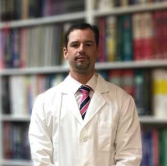 Dr. Juan Carlos Holguín Fernández