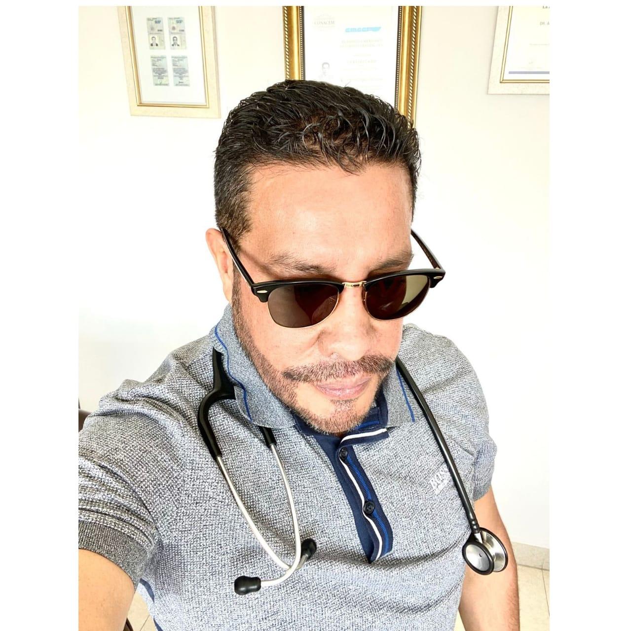 Dr. Armando Sigala Cervantes