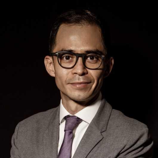 Dr. Carlos David Ortiz Moreno